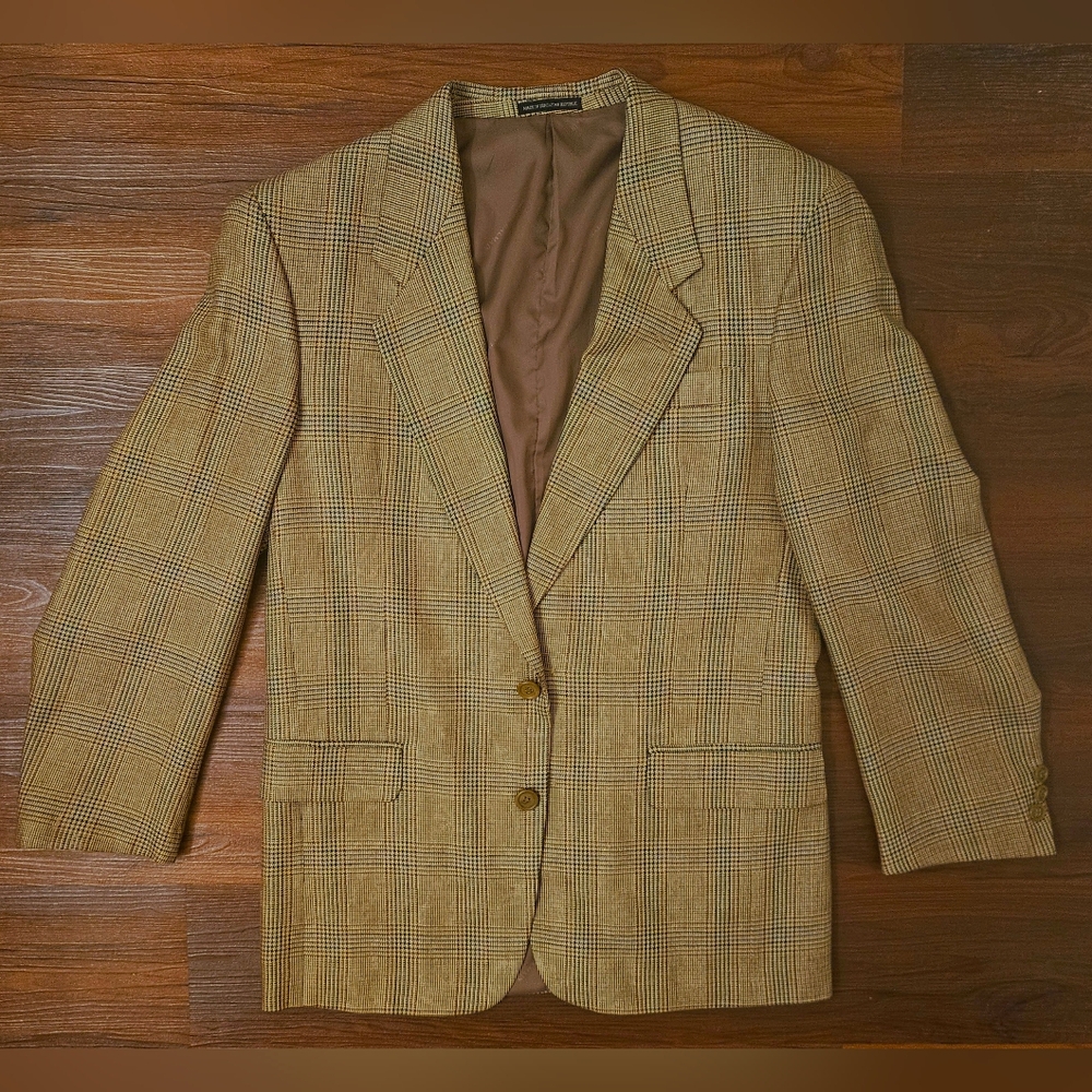 Pierre Balmain R38 (Size Medium) Tan Navy 54% Silk 46% Wool Coat Jacket Blazer